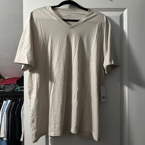 Vince Cream V-Neck Men's Shirt